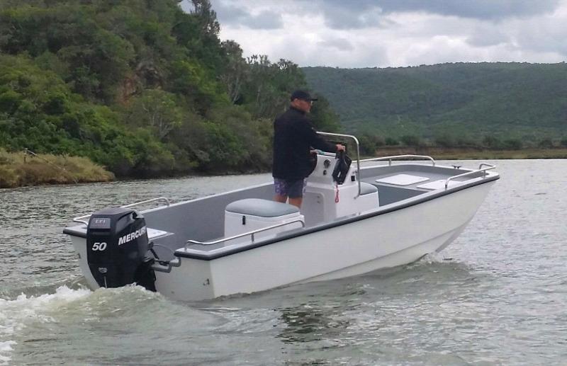 Bandit 490 (16ft) Cathedral Hull Utility