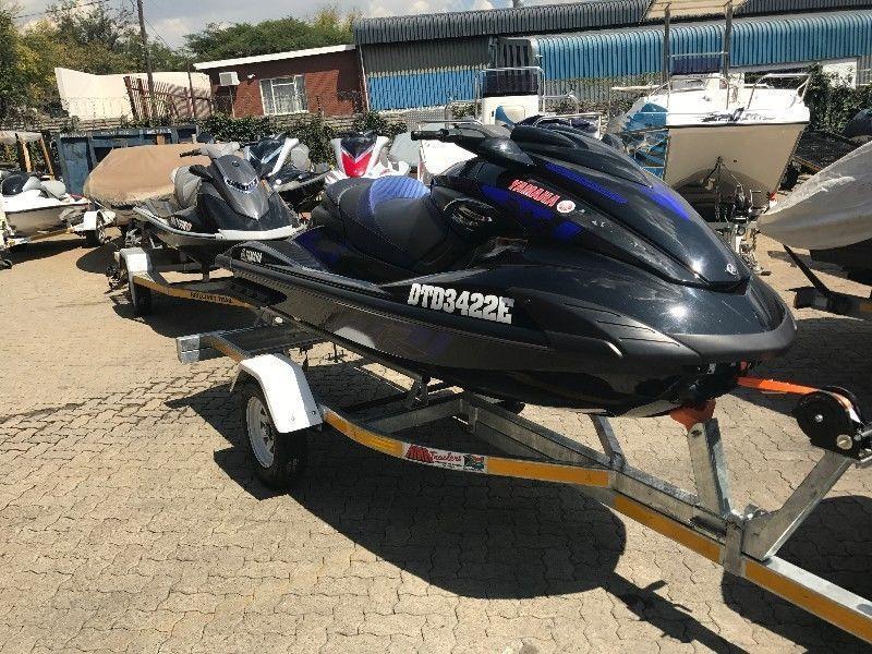2014 Yamaha FZR 1800 SVHO excellent condition, low hours on trailer - Linex Yamaha