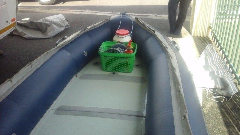 Stingray Inflatable Boat with Motor For Sale