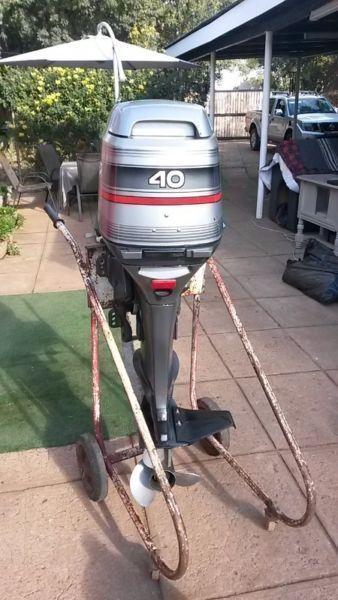 Reduce Price 40 HP Auto Lube Electric Start Mariner