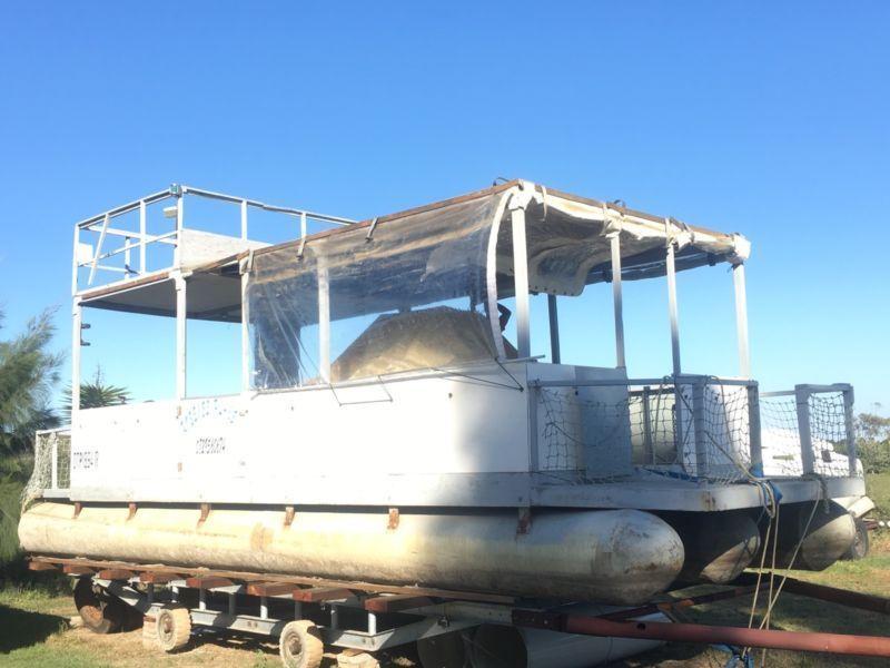 9 meter barge for sales, trailer not included