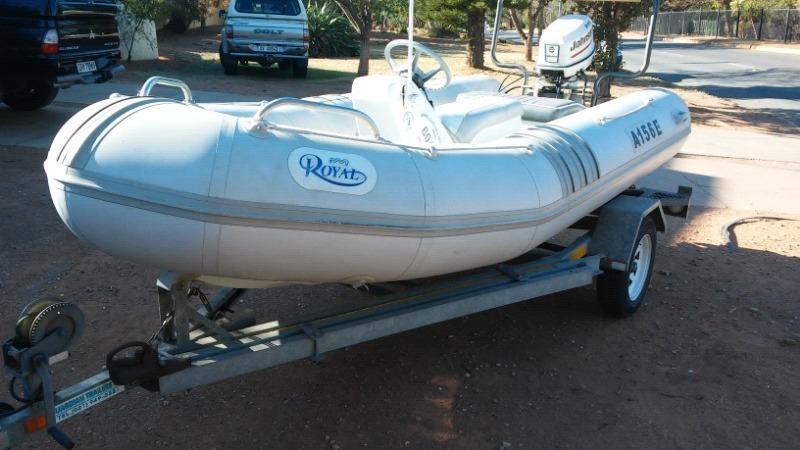 Rubberduck with 30 hp electric start motor