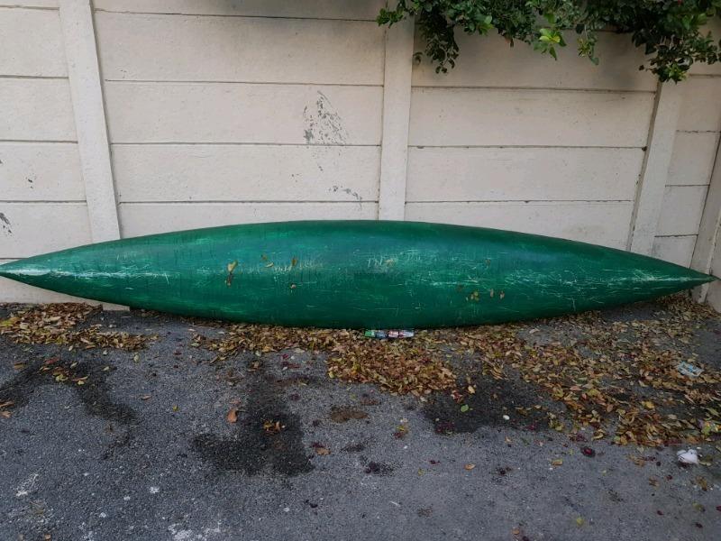 Canoe for sale 4 m long