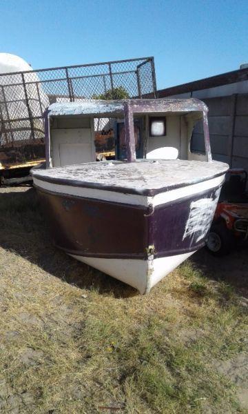 Cabin boat to give away