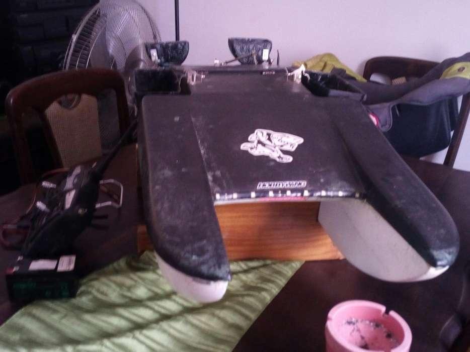 Bait boat / aas boot