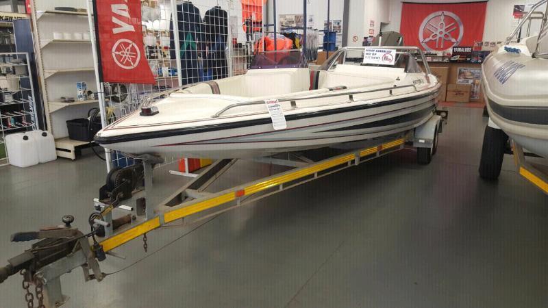 XSTA-SKI BOAT
