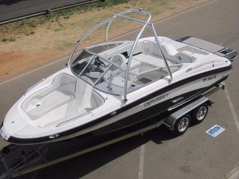 2012 Odyssey 650 I Sundeck with 5.7L V8 Mercruiser 350 Mag MPI