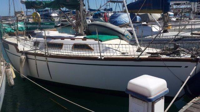 33 ft Custom Walters yacht for sale R275k. Call Anje` 082 883 0799. Viewing West coast