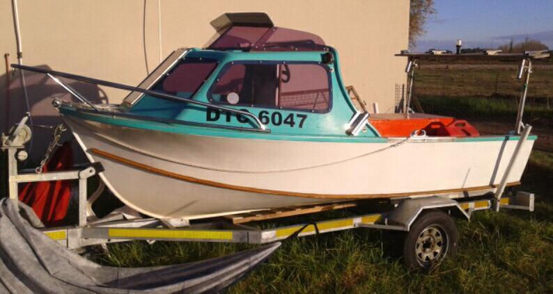 Snoekie 4m with day cabin in great condition