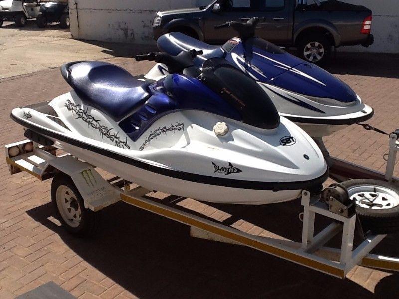 2003 Yamaha GP1300R and 1999 Yamaha WS 800
