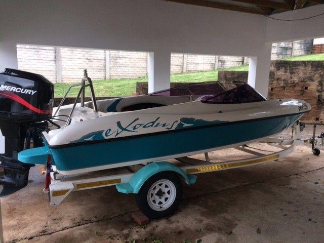 Exodus 170 with Mercury 115 & Trailer