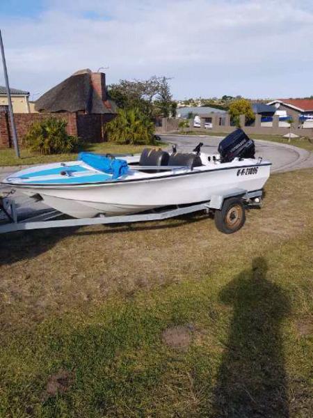 4.4m boat