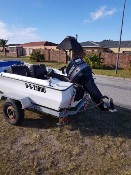 4.4m boat