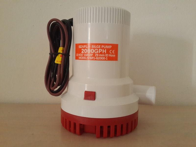 GREY WATER SYSTEM SEAFLO 2000GPH BILGE PUMP (v)