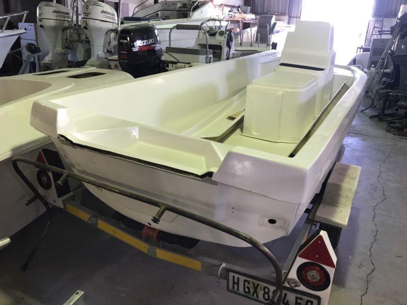 River Pro 410 plus trailer
