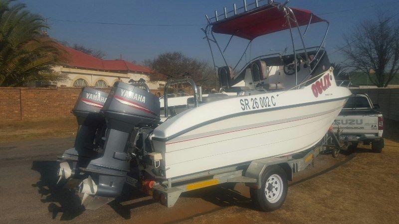 Seacat 510 F/Console with 2x 60HP Yamaha 2-stroke only 90hrs on motors - 2008 model