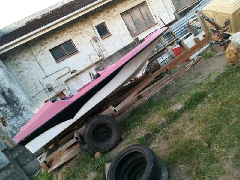 3.4m bass/speed boat