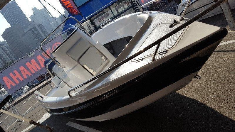 NEW 510 EXPLORER WITH 2X YAMAHA FT60 HP FOUR STOKES
