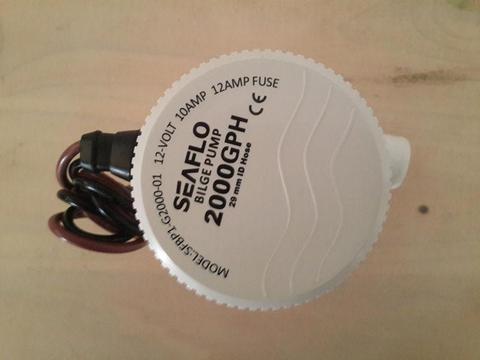GREY WATER SYSTEM SEAFLO 2000GPH BILGE PUMP (v)