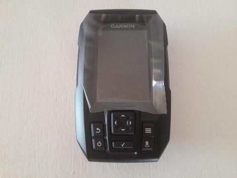 FISHFINDER GARMIN STRIKER 4 BRAND NEW (M)