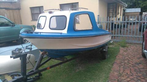 3.9m boat on trailer