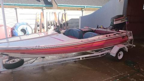 16 ft Challenger speed boat with 85HP Yamaha electric start - with boyancy certificate