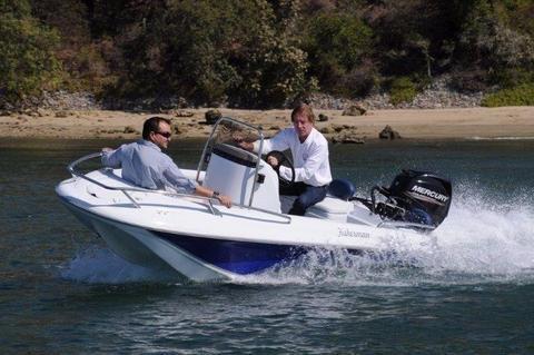 Elf 1350 Fisherman with 30HP Four Stroke, Power Trim and Tilt, Electric start