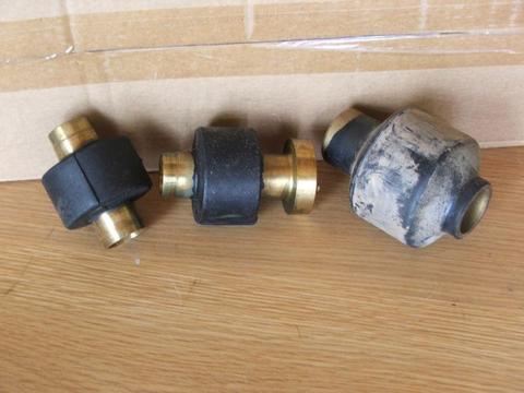 Propeller hubs and hub kits
