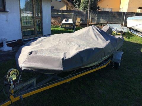 3 Men Bass Boat, 40HP Motor, Galvanised Trailer
