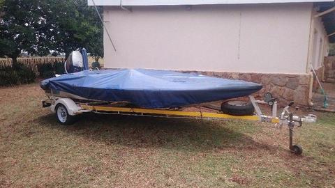 Boat and Trailer. Was R58500.00 Now R57000.00