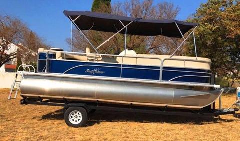 2016 Sun Chaser Barge with 60Hp Mercury Big Foot 4 Stroke EFI