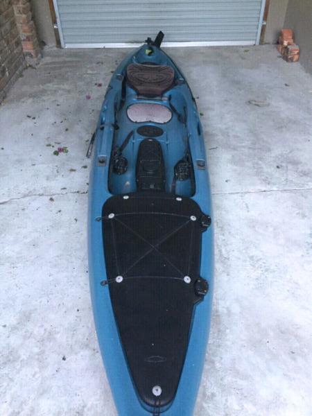 Feelfree Moken 13ft Angler/Fishing kayak with accessories