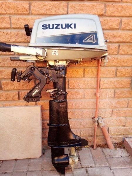Suzuki 4HP outboard motor