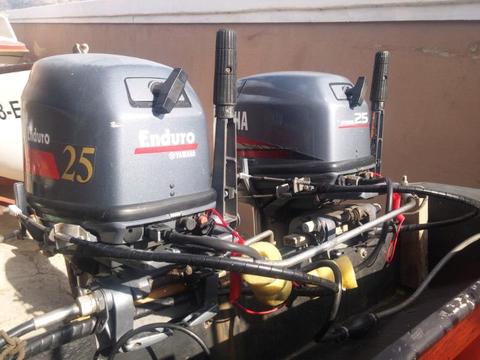 2 X 25 Hp Yamaha Outboards