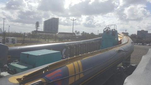 superduck 8 metre on trailer new pontoons 2 x 85 hp yamahas !!!!!!!!!!!