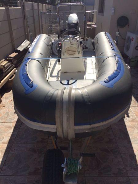3.8 M Wavercraft Rubber Duck- 40HP Yamaha Motor