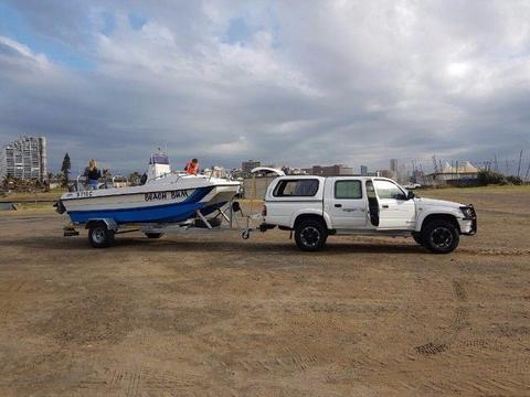 17 foot Deep sea T Cat Ski boat , 2 x 50 HP Yamaha motors