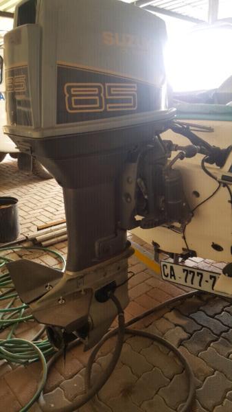 Suzuki 85hp outboard motor