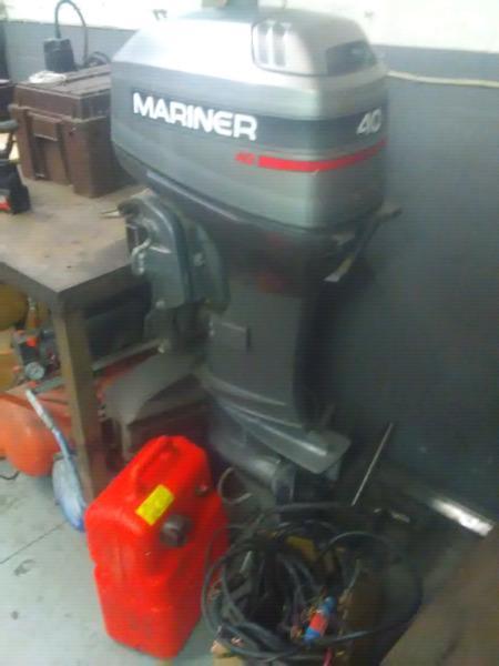 40hp Mariner outboard boat engine electric start, trim and tilt, auto