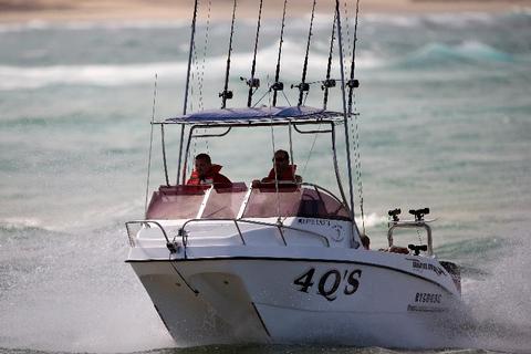 SAILFISH 176 FORWARD OR CENTRE CONSOLE