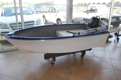 Dingy with 2.5 Hp Suzuki Four stroke engine & canopy