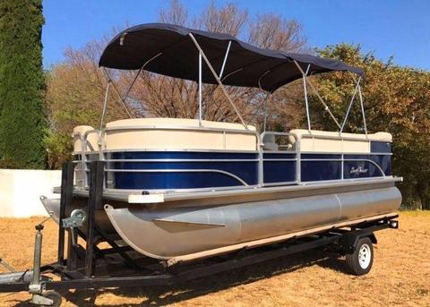 2016 Sun Chaser Barge with 60Hp Mercury Big Foot 4 Stroke EFI