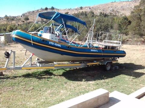 superduck 8 metre on trailer 2 x 85 hp yamahas trims low hours !!!!!!!!!!!!
