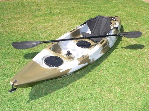 Pioneer Kayak, single including Seat, Paddle & Rod holder, FREE Paddle leash!