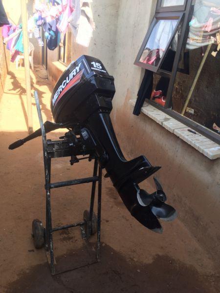 Selling Mercury 15hp outboard motor