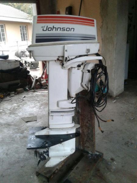 35hp Johnson 2-stroke outboard motor