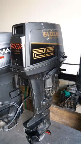 25hp Suzuki outboard