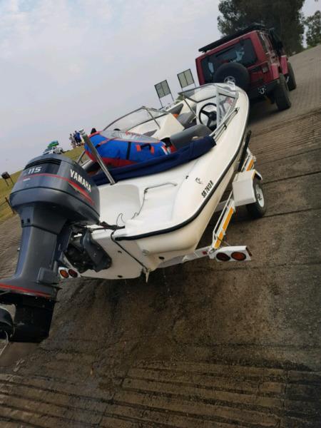 Sensation speed boat with yamaha 115