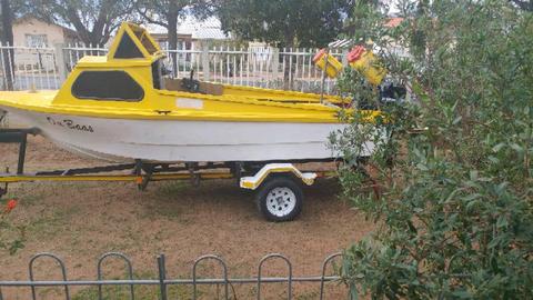 Cabin Boat x50hp Mercuries