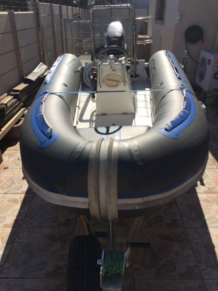 3.8M Wavercraft Rubber Duck - 40HP Yamaha Motor